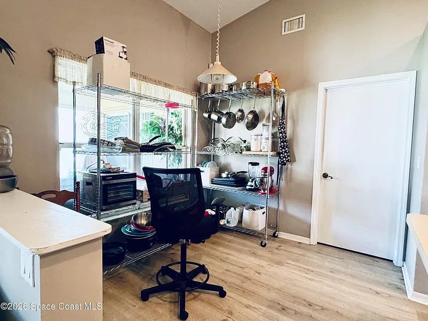 2065 Thistle Dr. - 1 — Photo 4