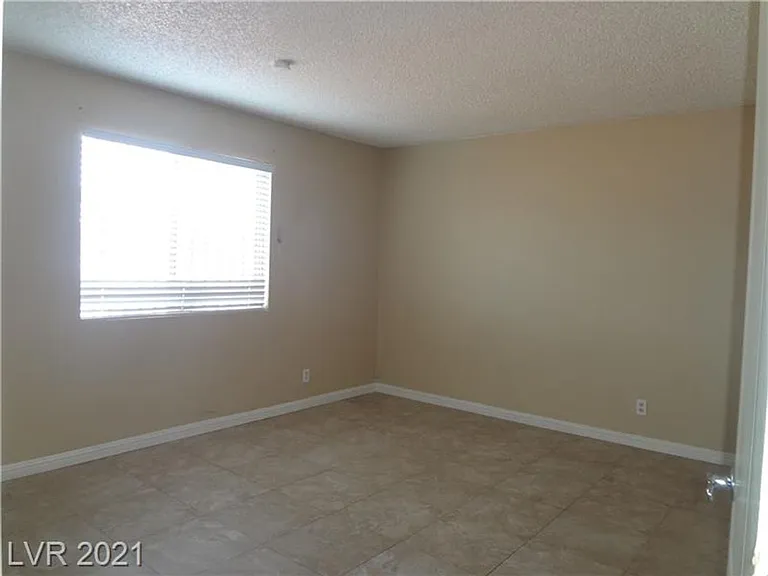 5456 Cabeza Dr — Photo 3