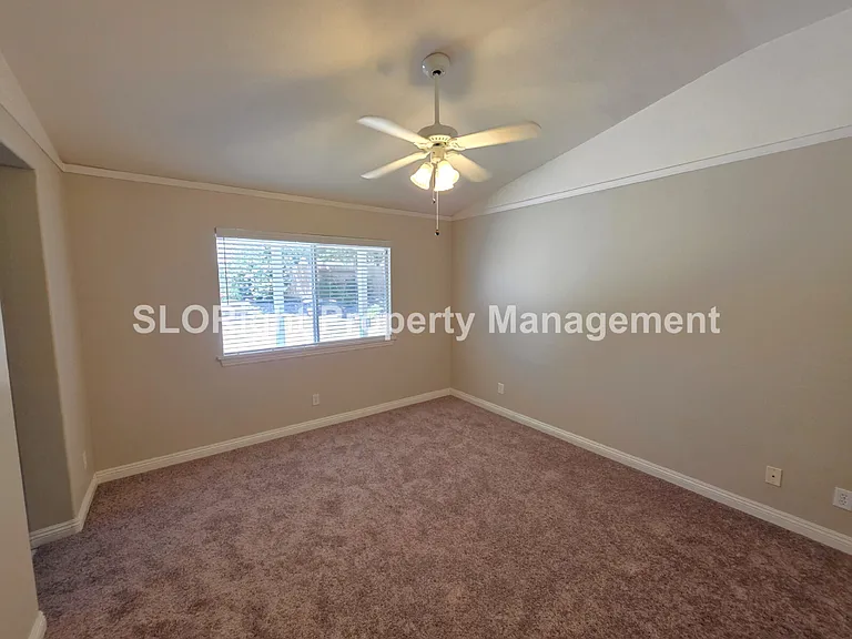 903 Running Stag Way — Photo 15