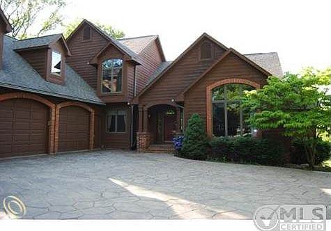 Front 3620 Timber Ridge Dr Metam