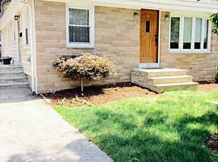 91 Brown Ave, North Providence, RI 02911