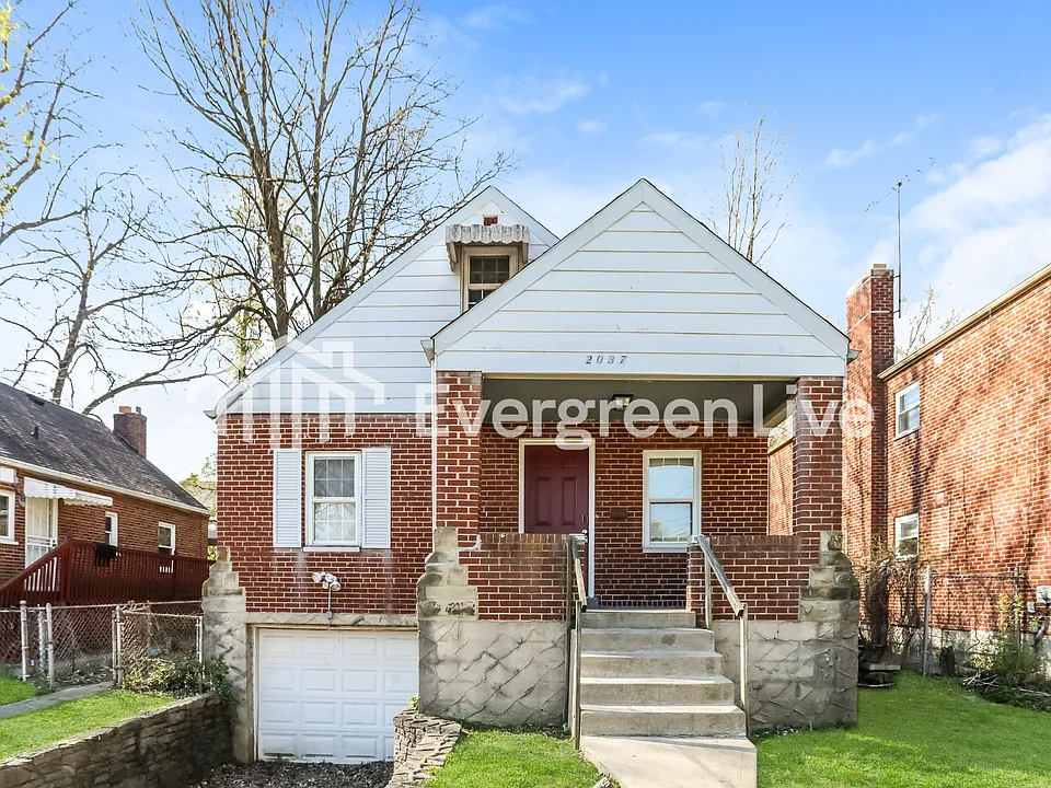 2037 Dallas Ave