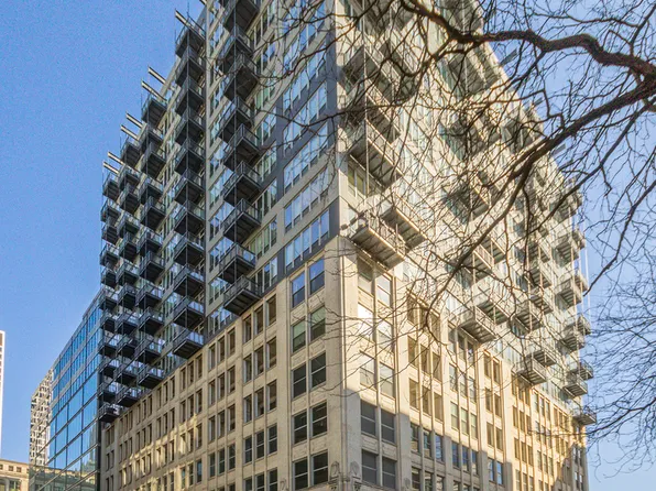 565 W Quincy St Unit 808, Chicago, IL 60661