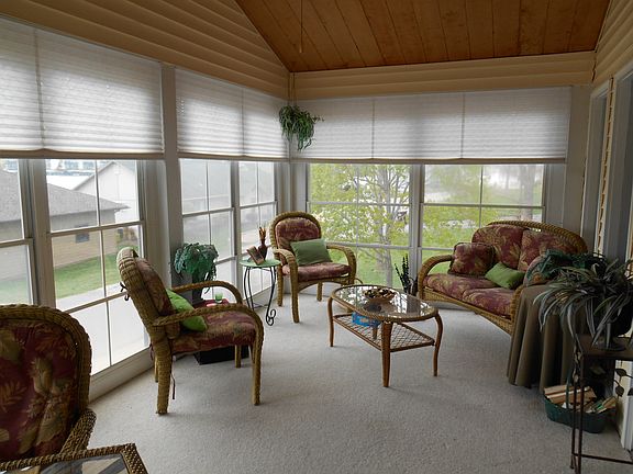 three season room