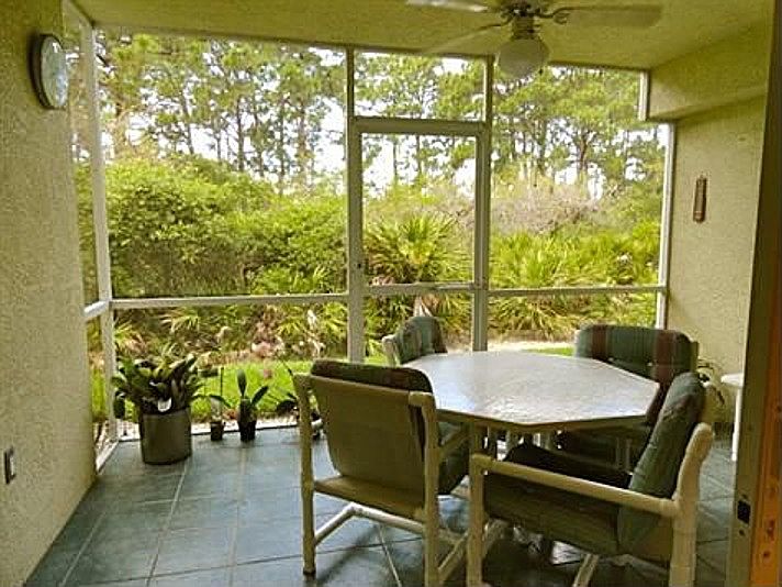 Lanai, view of reserve