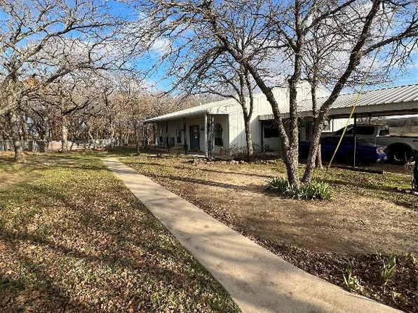 495 County Road 3470, Paradise, TX 76073