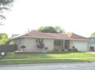 424 N Wright Ave, Griffith, IN 46319