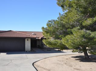 15448 Apple Valley Rd, Apple Valley, CA 92307