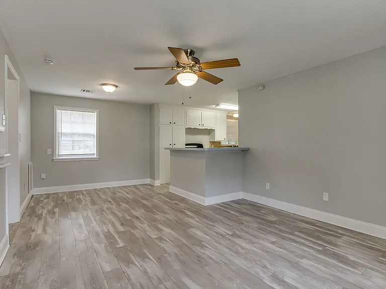 3628 Firethorn Dr — Photo 7