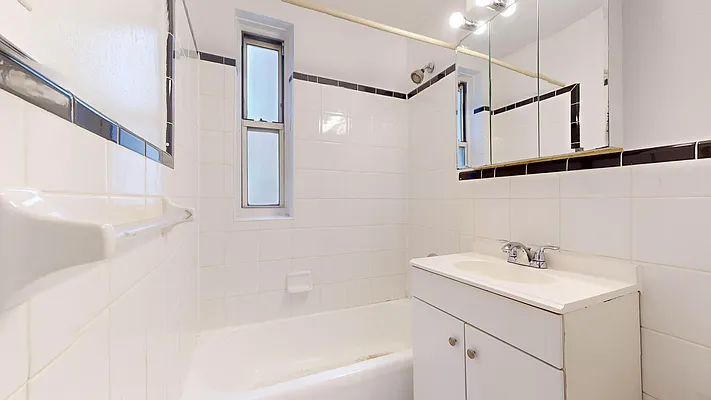 Rented by Bond New York | media 6