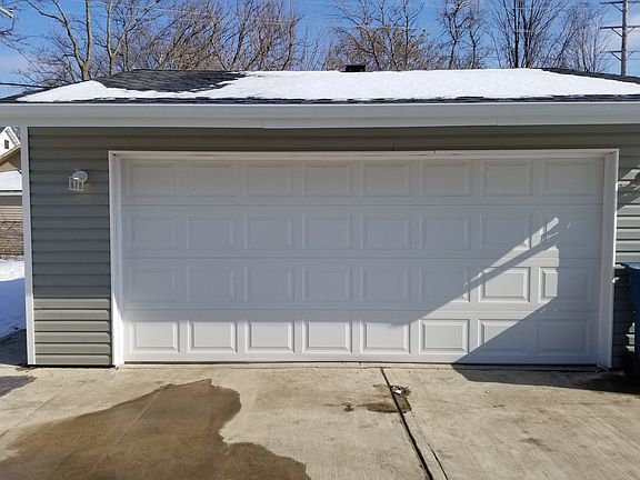 5th image of 1317 S 8th Ave