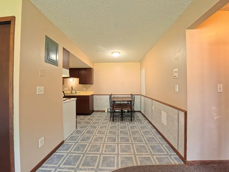 336 2nd Ave NE — Photo 5