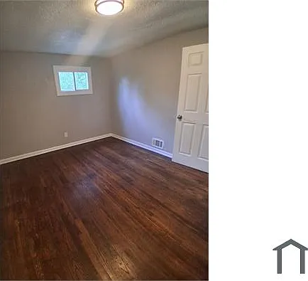 4447 Elmwood Ave — Photo 18