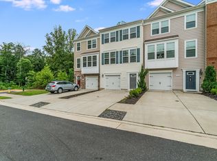 322 Tree Line Dr, Fredericksburg, VA 22405