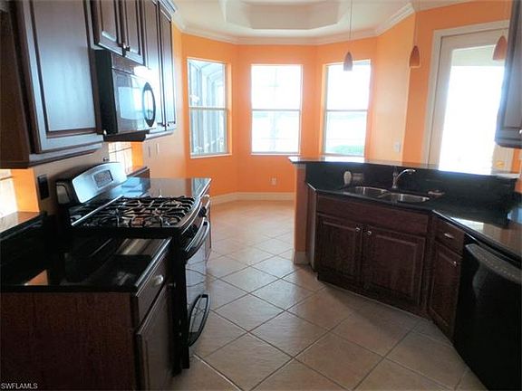 5th image of 10324 Porto Romano Dr