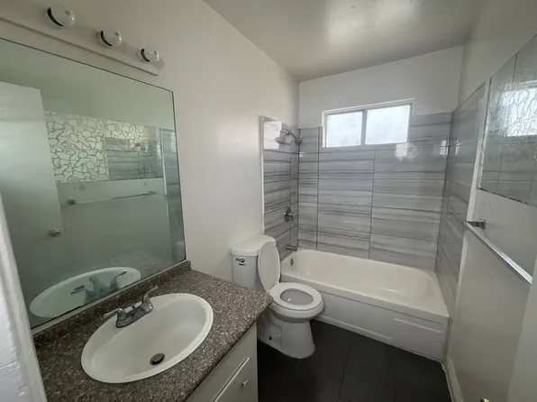 3800 Hazelwood St, 3800 Hazelwood St APT 4, Las Vegas, NV 89119