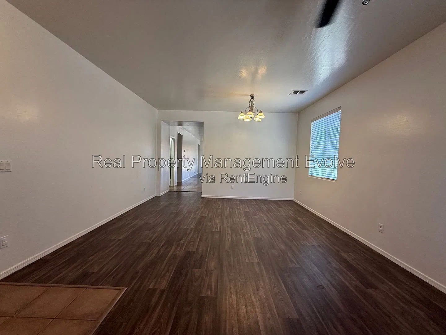 4 bed, 2.0 bath, 1914 sqft, $1,895 — Photo 4