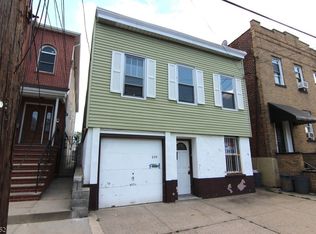 259 N 10th St, Newark, NJ 07107