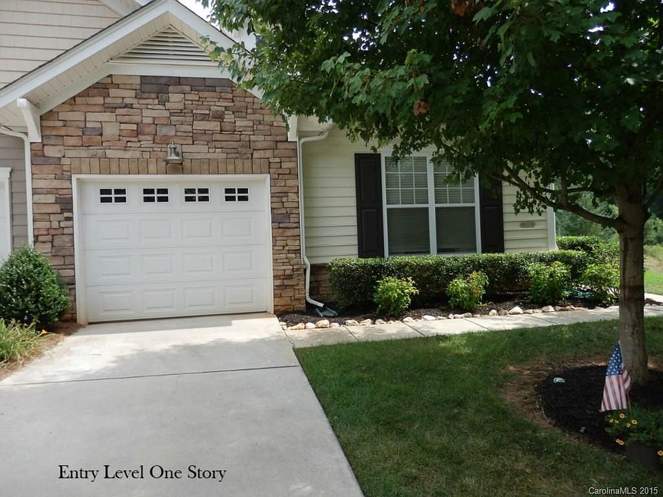 1st image of 1219 Crown Vista Dr #127