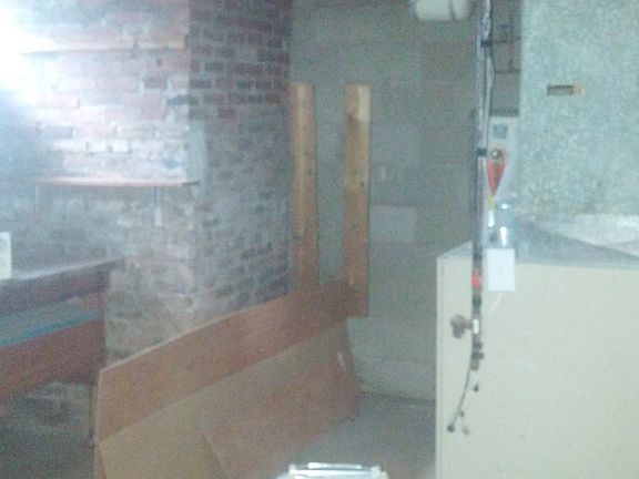 3rd image of 324 N Blaine Ave