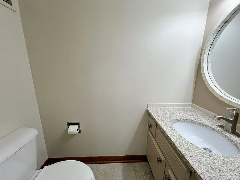 623 Mason St — Photo 10