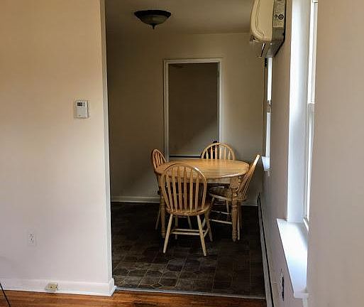 Kitchen entry