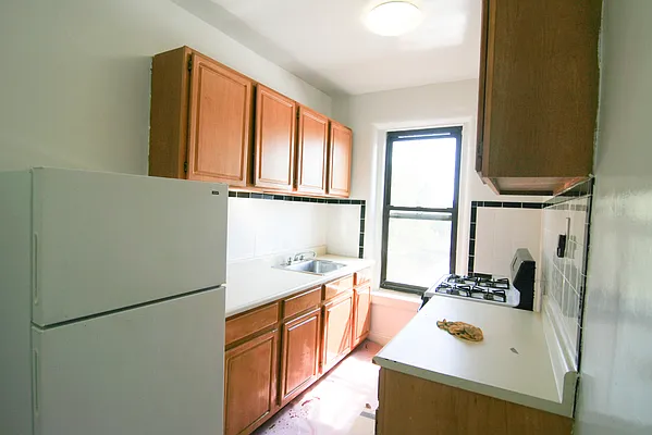 Rented by Horowitz Real Estate | media 13