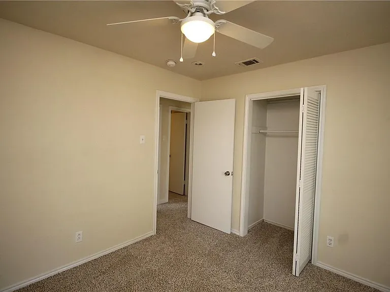 902 Lindo Dr — Photo 14
