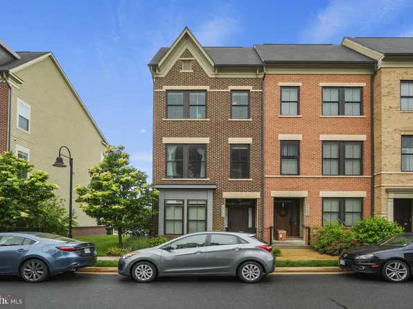 20405 Codman Dr, Ashburn, VA 20147