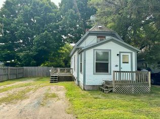 7 Fairbanks Rd, Newport, NH 03773