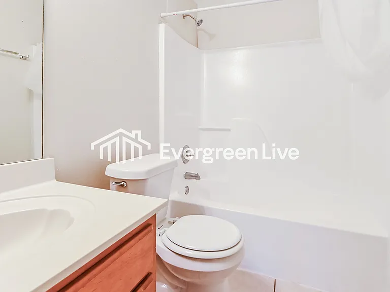 9828 Maggie Woods Ln — Photo 14
