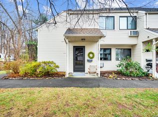 85 N Main St UNIT 135, East Hampton, CT 06424