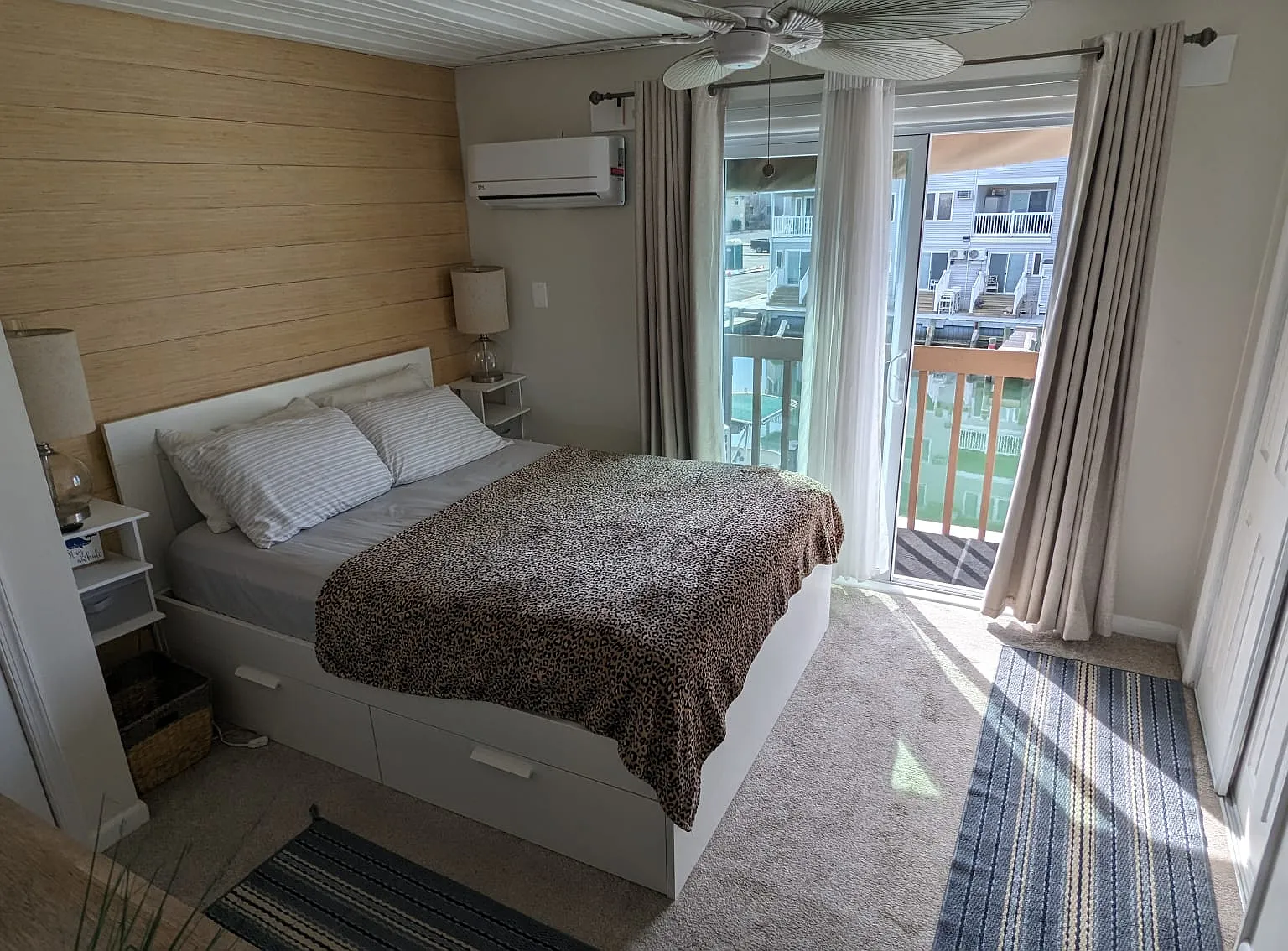 2 bed, 1.5 bath, 1000 sqft, $1,700 — Photo 4