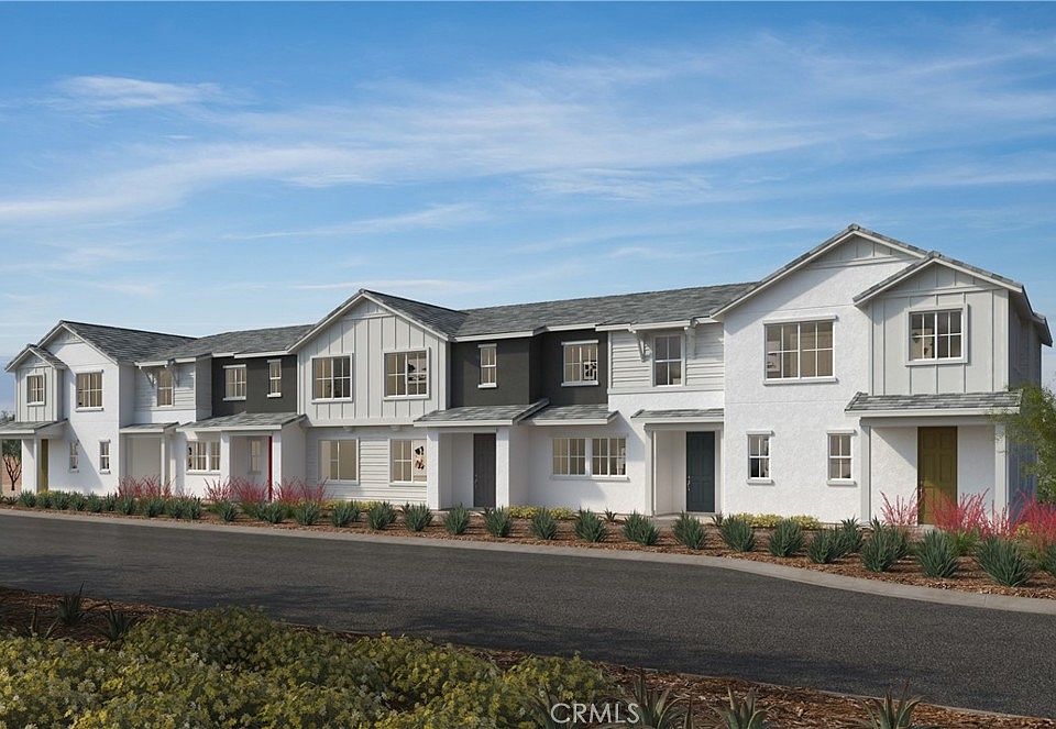 1st image of 23371 Jefferson Ave #2804