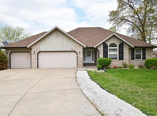 2805 W Oak Run, Ozark, MO 65721