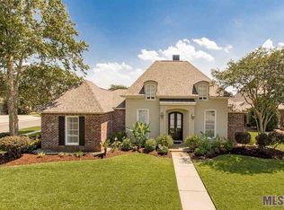 18297 Lake Harbor Ln, Prairieville, LA 70769