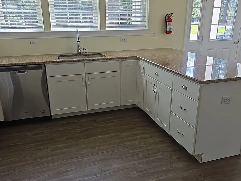 421 Hamilton Rd — Photo 3