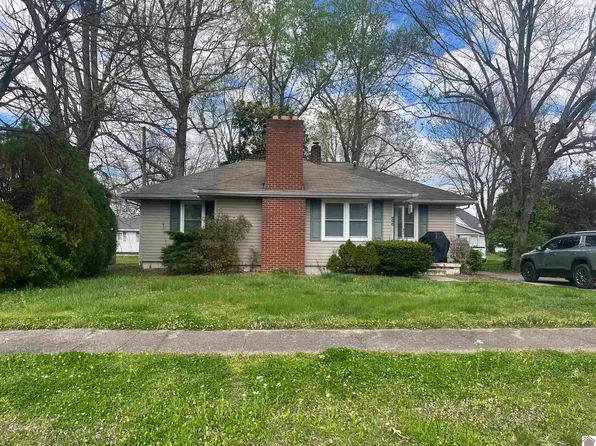 240 W 3rd St, La Center, KY 42056