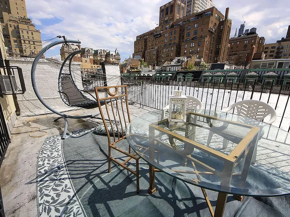 49 W 74th St #PENTHOUSE