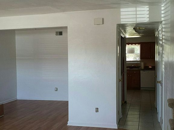 3rd image of 3251 Manor Glenn Ct