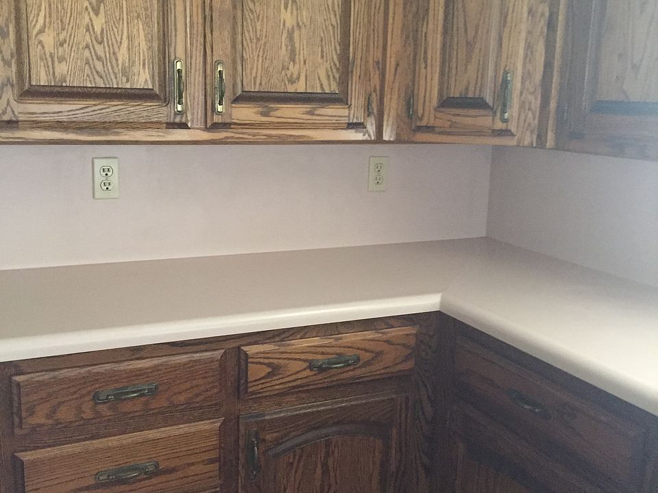2nd image of 435 El Rancho Ave