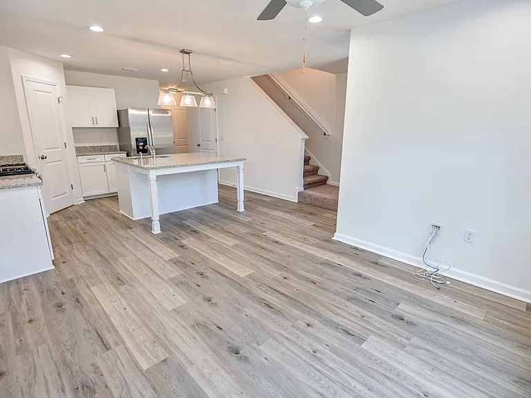 2828 Blue Blossom Trl — Photo 5
