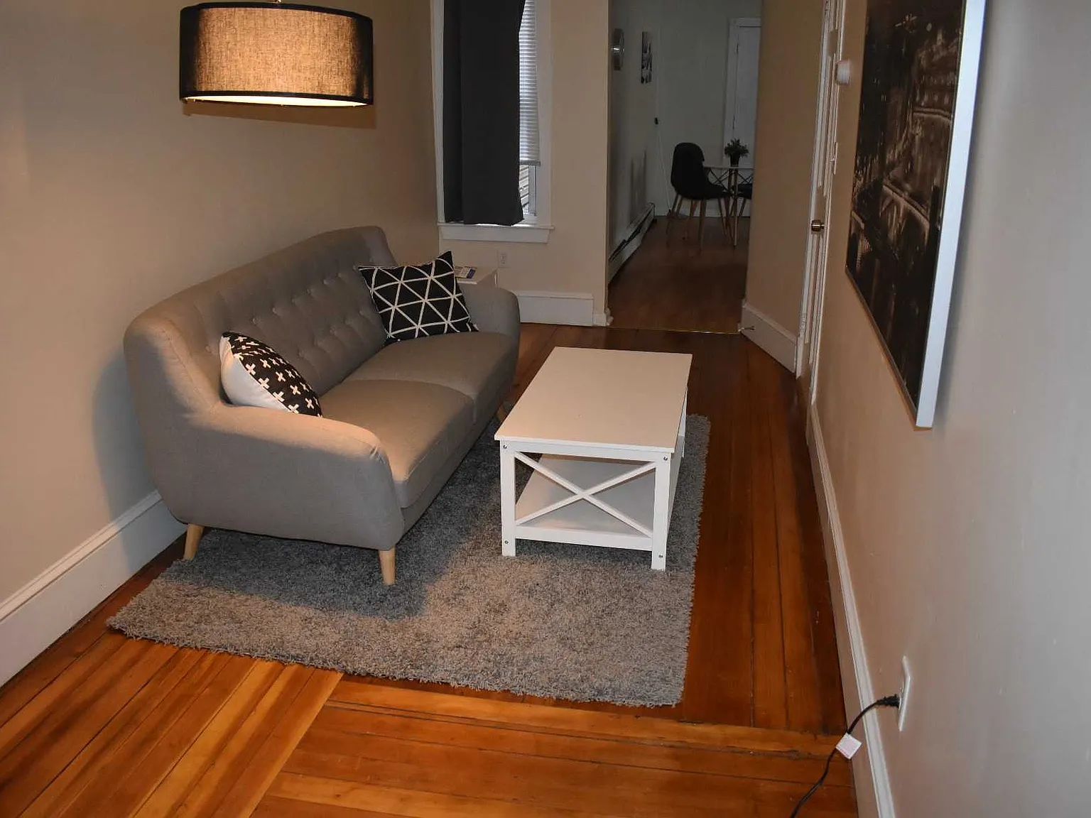 4 bed, $2,800 — Photo 2
