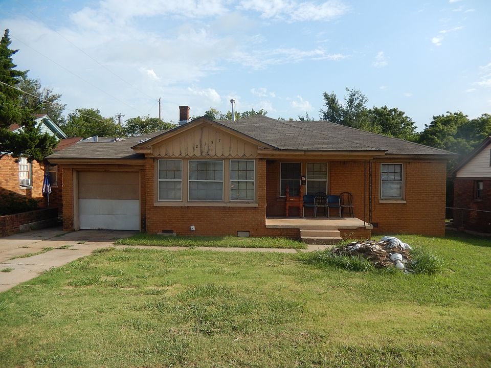 1st image of 2137 NE 27th St