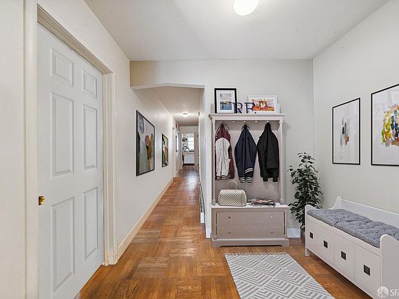 4th image of 2110 Leavenworth St
