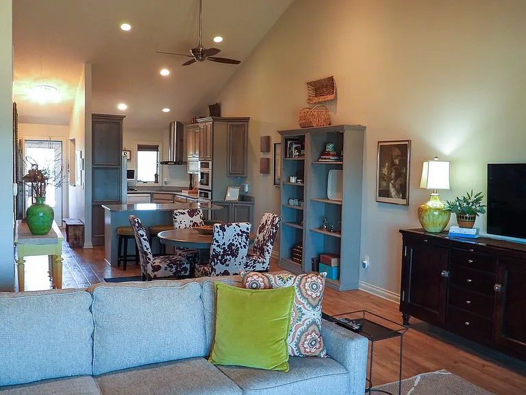 6520 N US Highway 23 #27 — Photo 9