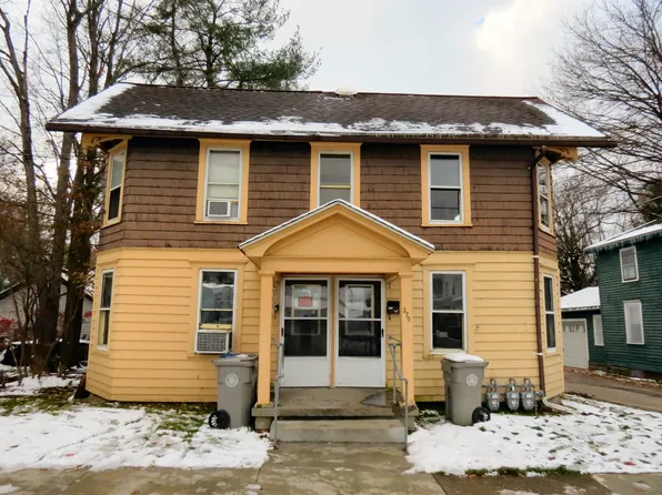 370 Poplar St, Meadville, PA 16335