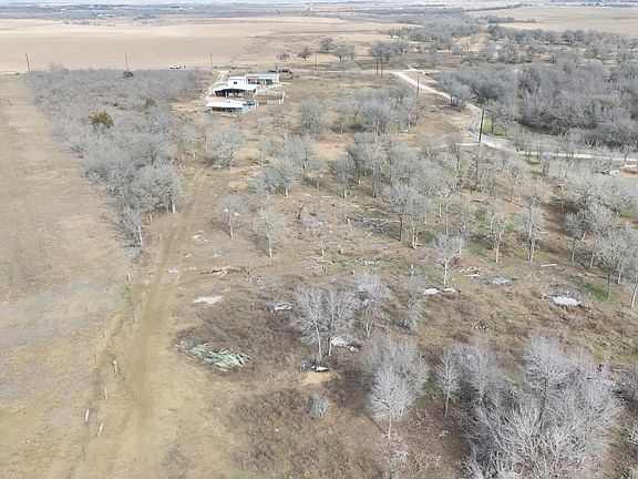 3rd image of 2690 County Road 466