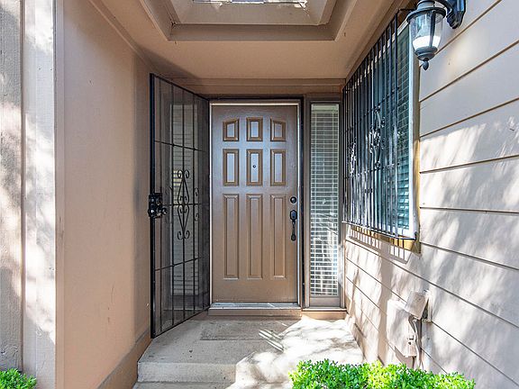 4th image of 4730 W Iris Ave
