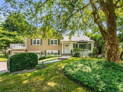 6 Beachway, Pt Washington, NY, 11050